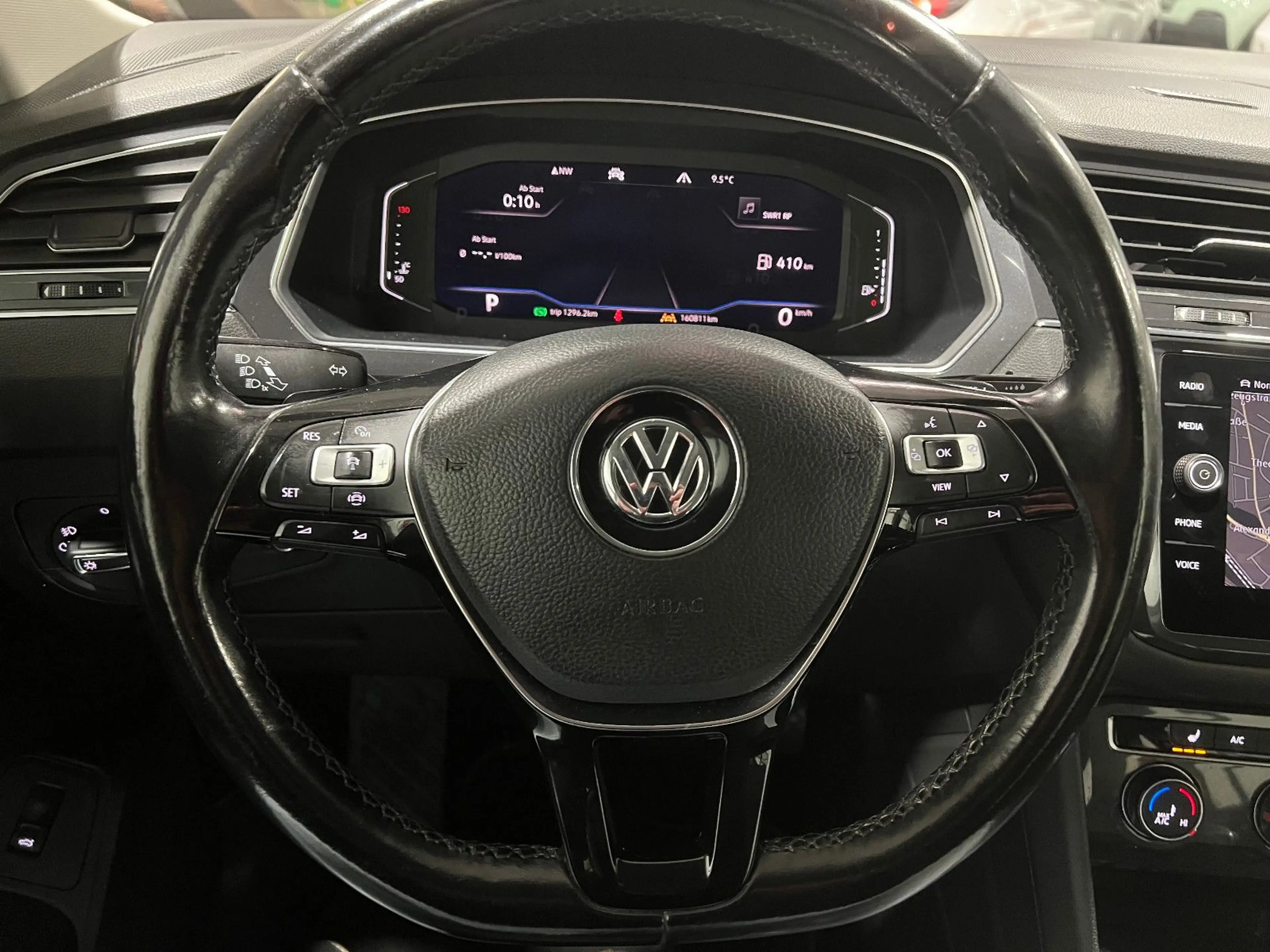 Volkswagen Tiguan Allspace 2.0 TDi Automatik *Navi*Kamera* — photo 14