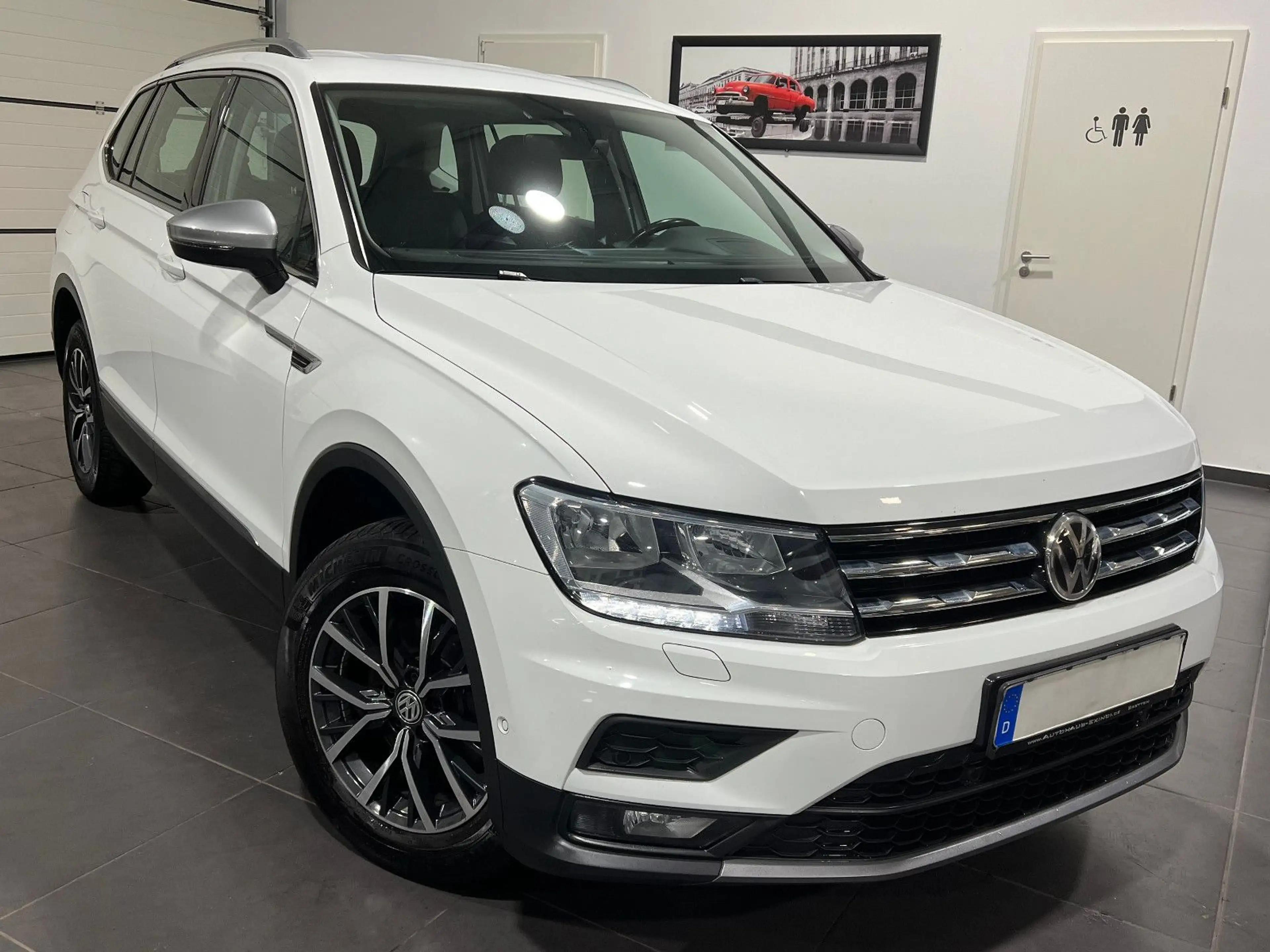 Volkswagen Tiguan Allspace 2.0 TDi Automatik *Navi*Kamera* — photo 9