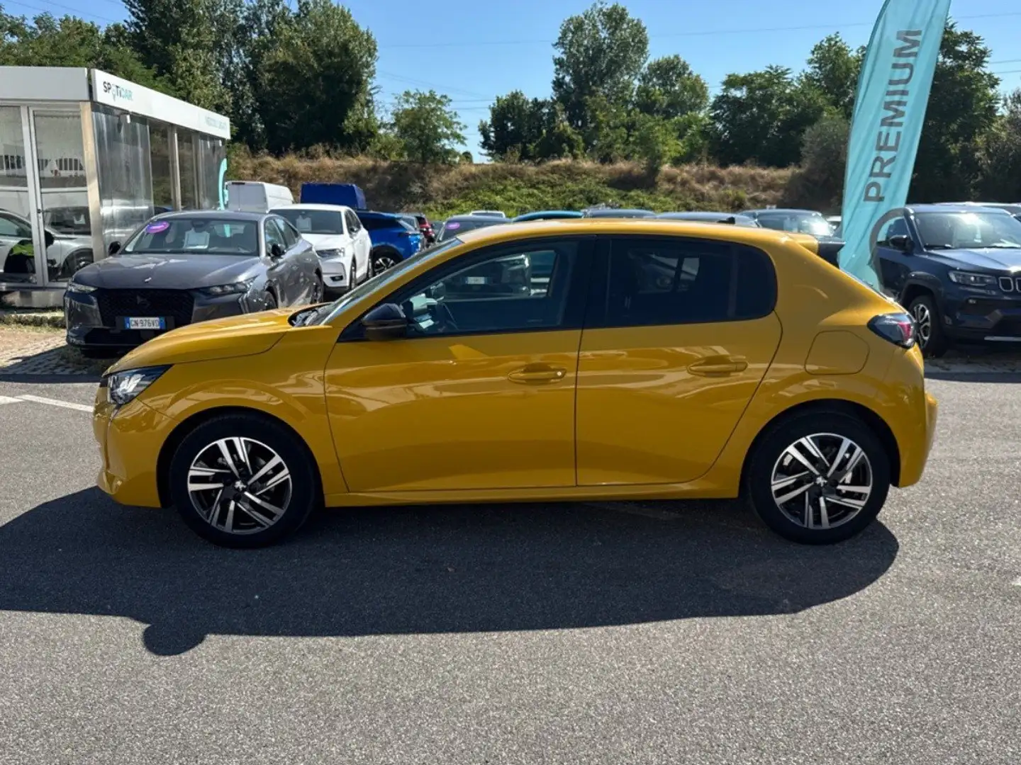 Peugeot 208 Allure Pack PureTech 75 S/S Giallo - 2