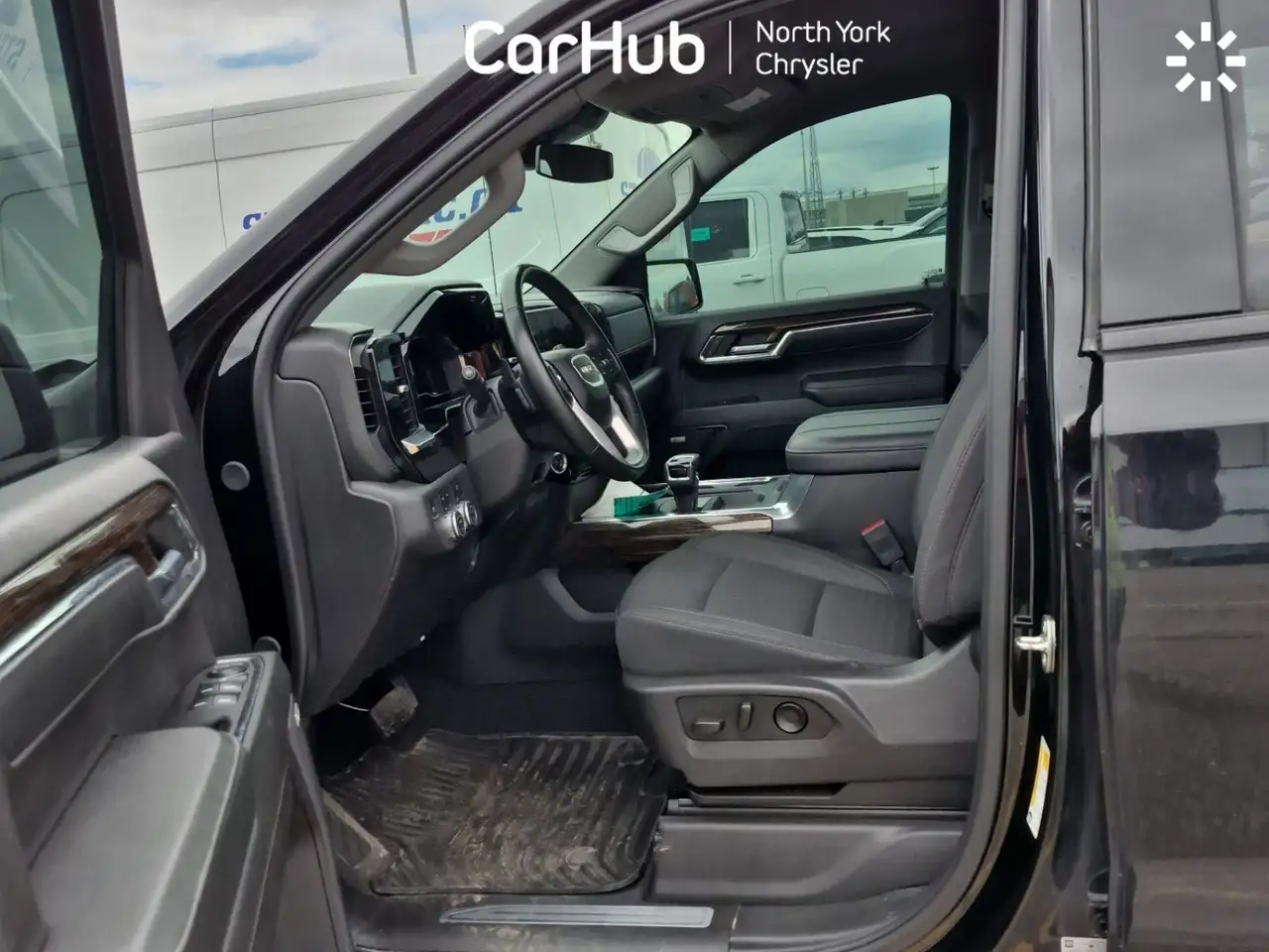 GMC Sierra 1500 снимка GMC Sierra 1500