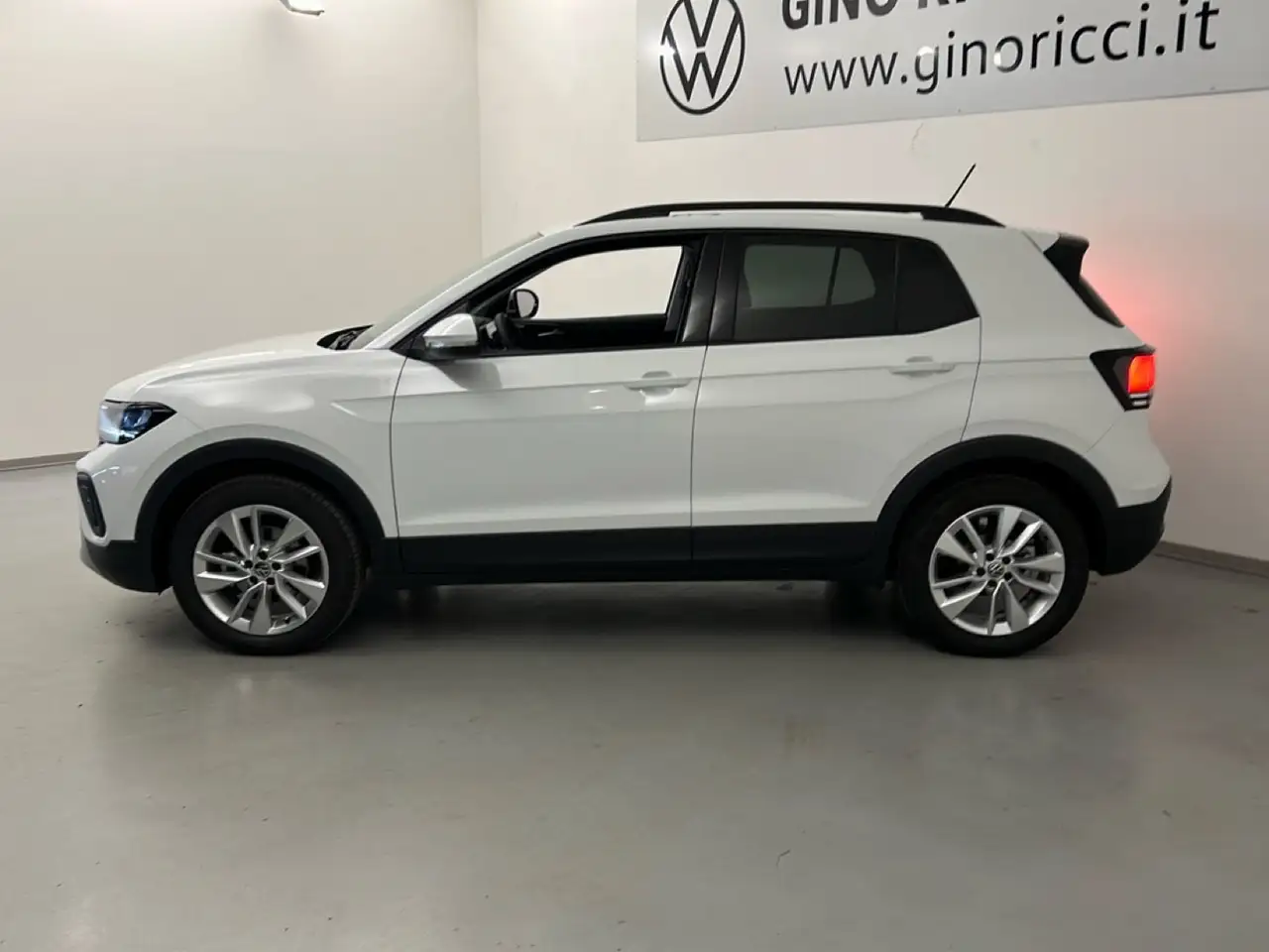 Volkswagen T-Cross 1.0 TSI Edition Plus DSG 3