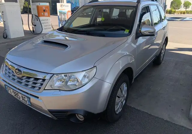 Subaru Forester view 2