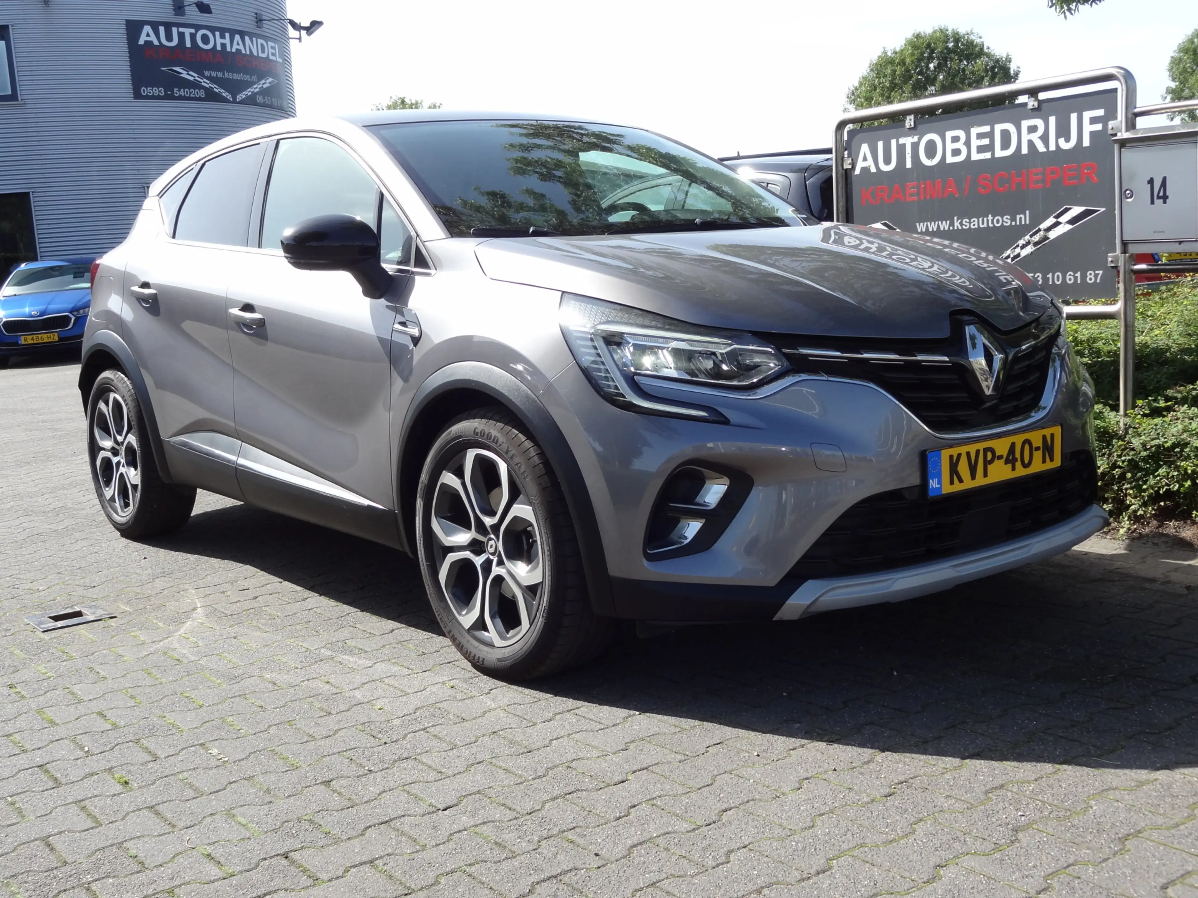 Renault Captur 1.6 E-Tech Hybrid 145 Intens