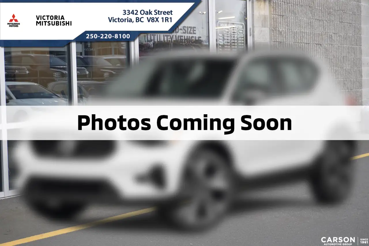 2025 Volvo XC40