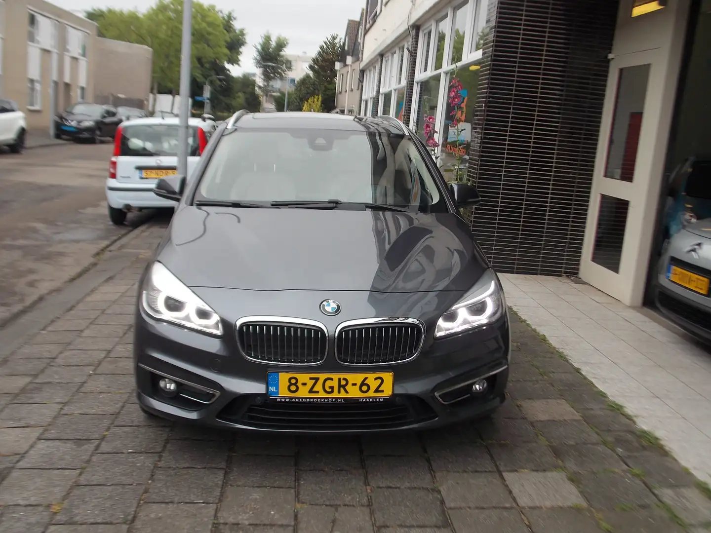 BMW 225 2-serie Active Tourer 225i High Executive BOMVOL O Grijs - 2