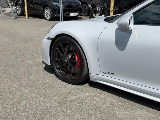 Porsche 911 Carrera 4 Cabrio GTS PDK ACC Matrix-LED BOSE Ansicht 27