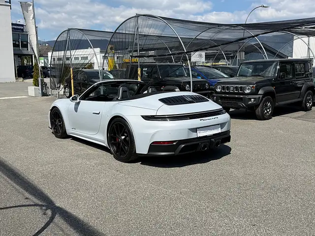 Porsche 911 Carrera 4 Cabrio GTS PDK ACC Matrix-LED BOSE Ansicht 33