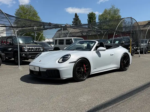 Porsche 911 Carrera 4 Cabrio GTS PDK ACC Matrix-LED BOSE Ansicht 32