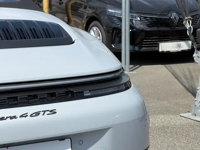 Porsche 911 Carrera 4 Cabrio GTS PDK ACC Matrix-LED BOSE Ansicht 29