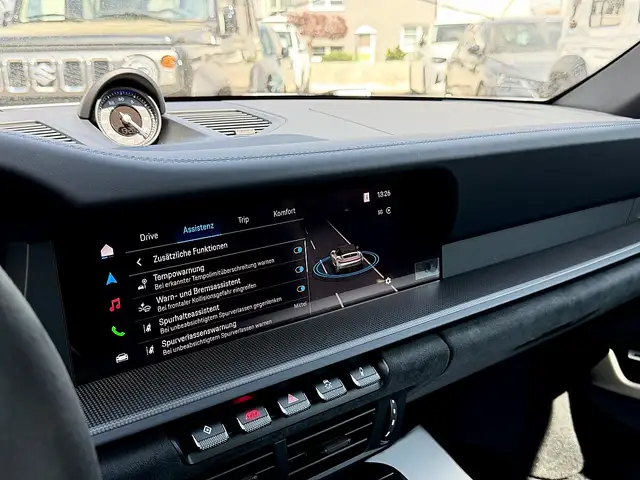 Porsche 911 Carrera 4 Cabrio GTS PDK ACC Matrix-LED BOSE Ansicht 16