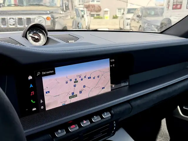 Porsche 911 Carrera 4 Cabrio GTS PDK ACC Matrix-LED BOSE Ansicht 19