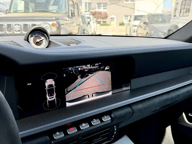 Porsche 911 Carrera 4 Cabrio GTS PDK ACC Matrix-LED BOSE Ansicht 15