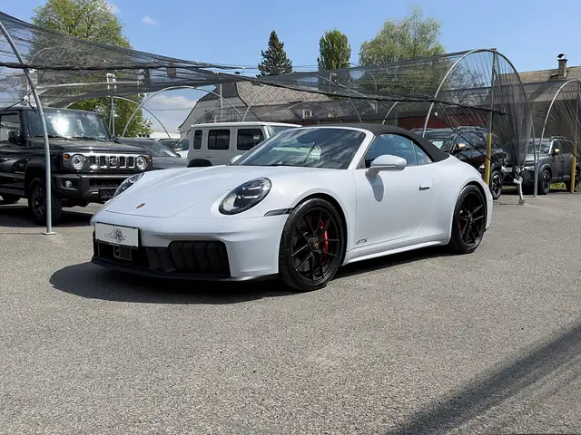 Porsche 911 Carrera 4 Cabrio GTS PDK ACC Matrix-LED BOSE Ansicht 30