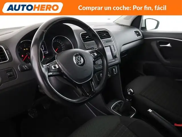 Volkswagen Polo view 12