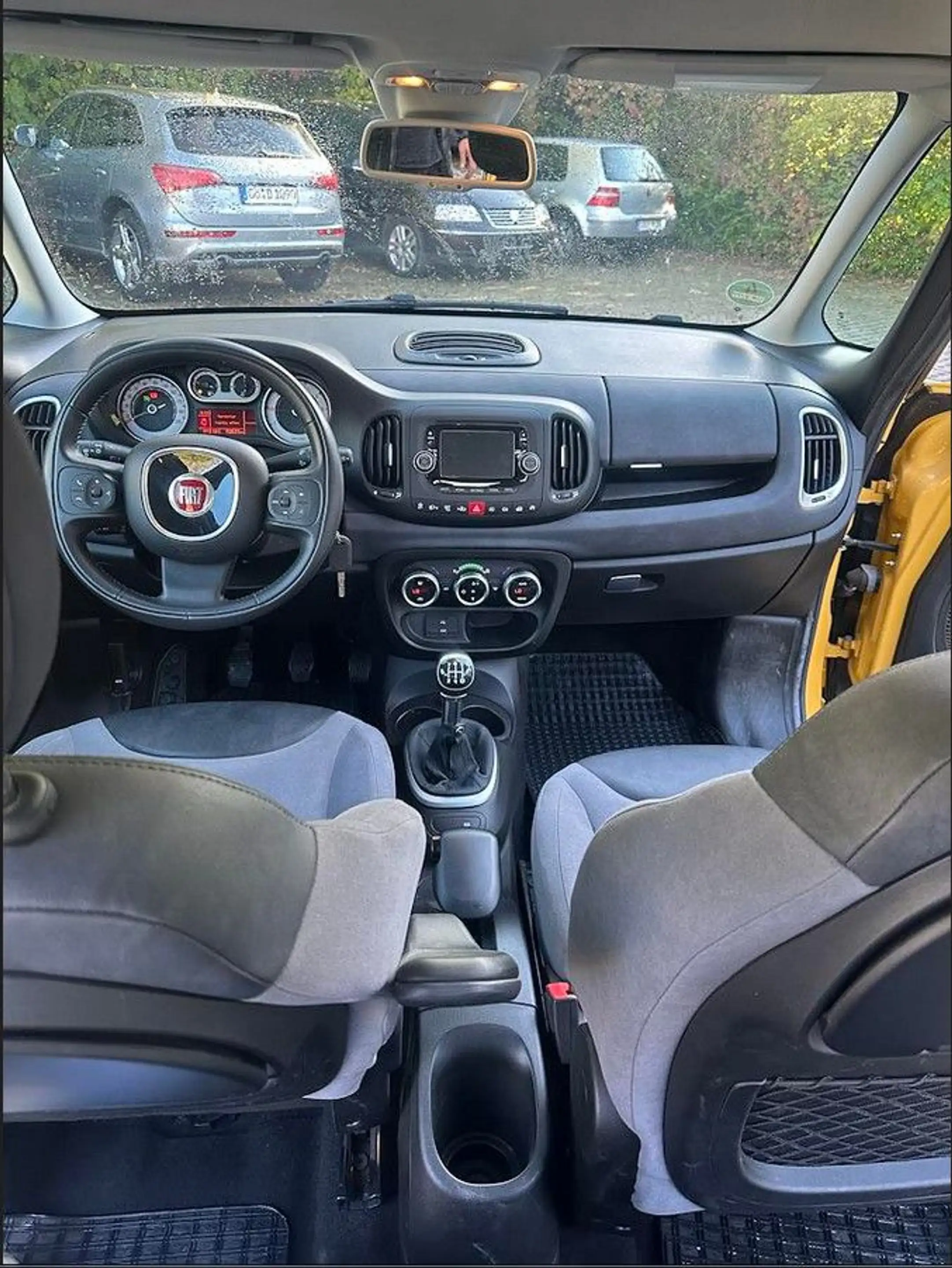 Fiat 500L Lounge — photo 9