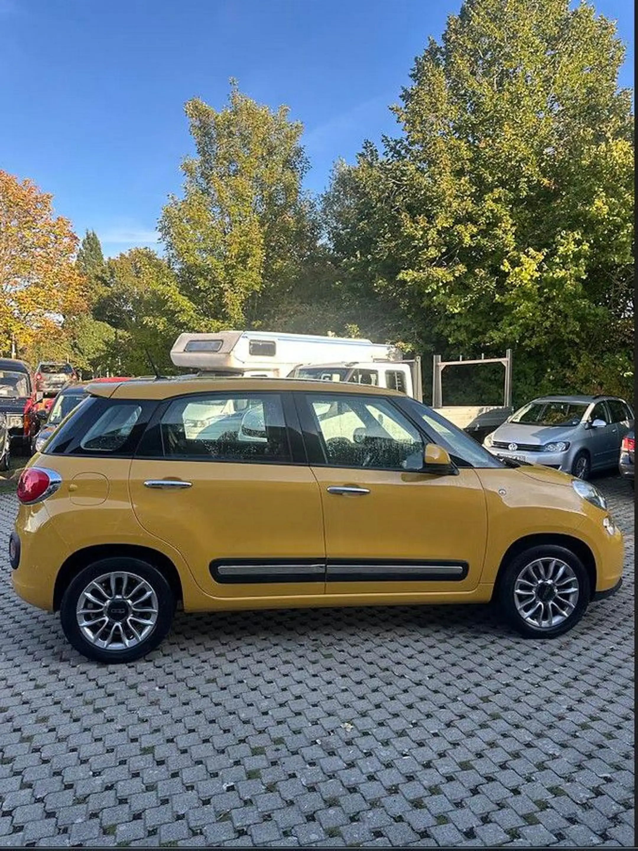 Fiat 500L Lounge — photo 4