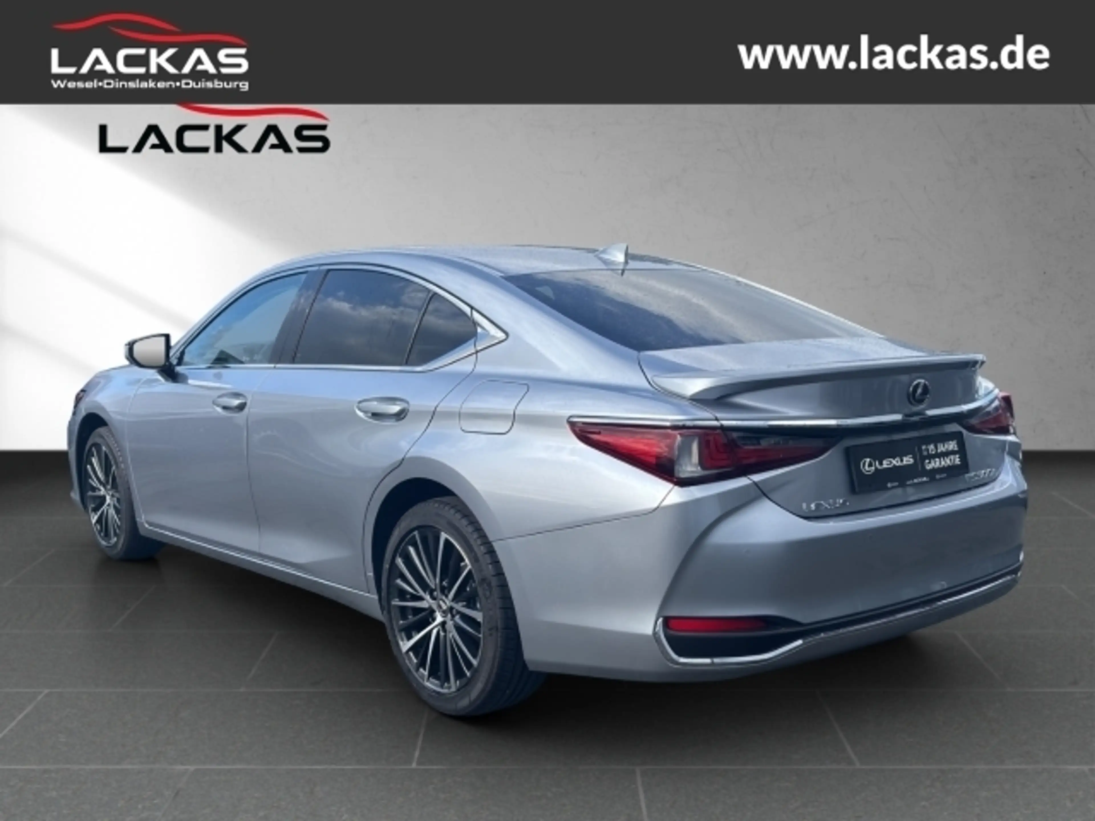 Lexus ES 300 h BUSINESS SOFORT+SCHIEBEDACH+SHZ — photo 3