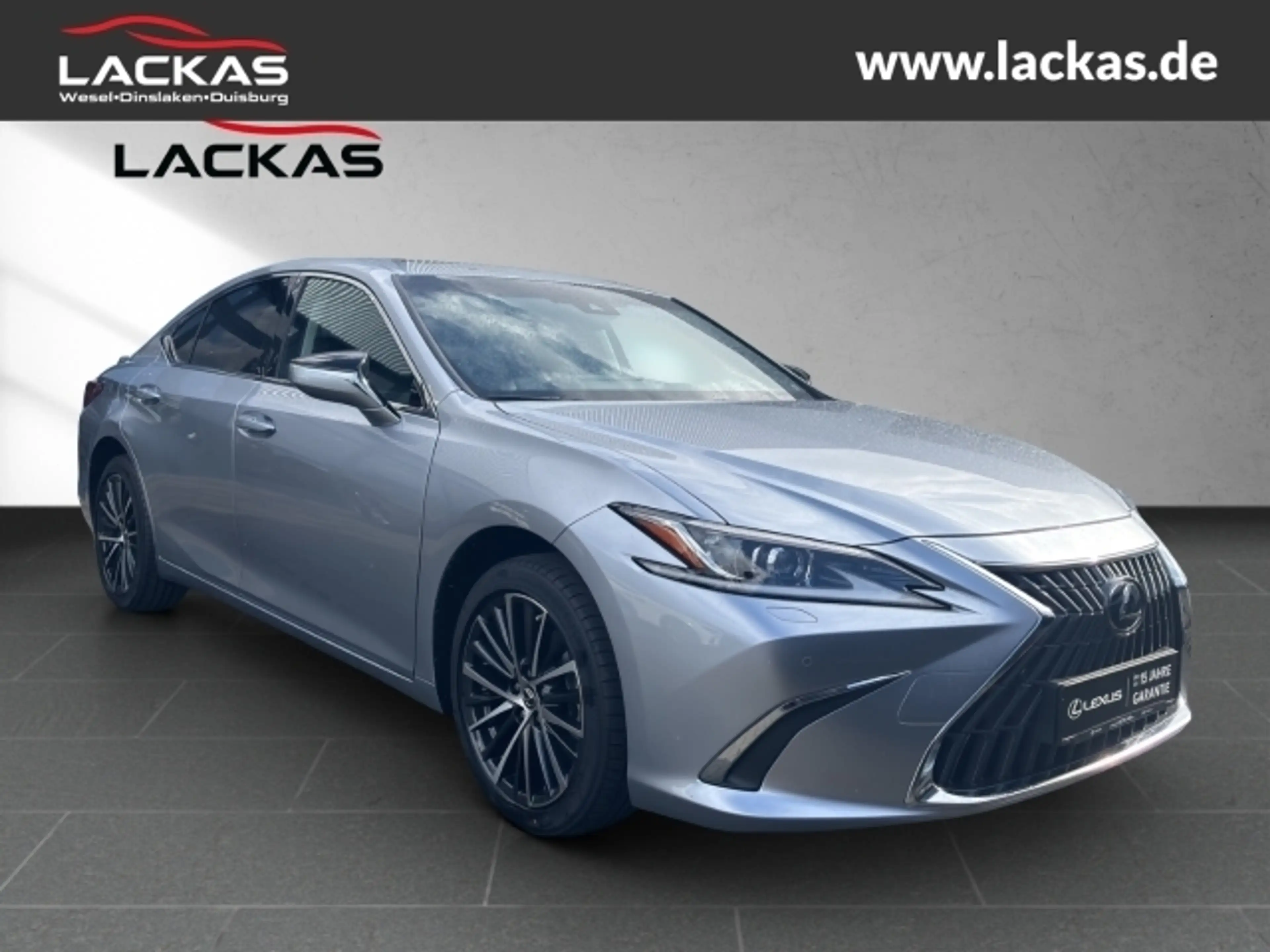 Lexus ES 300 h BUSINESS SOFORT+SCHIEBEDACH+SHZ — photo 7