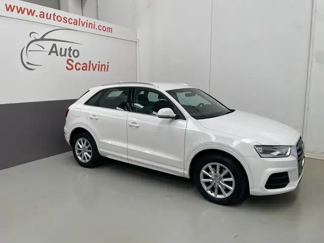 Audi Q3 2.0 TDI 120 CV Business