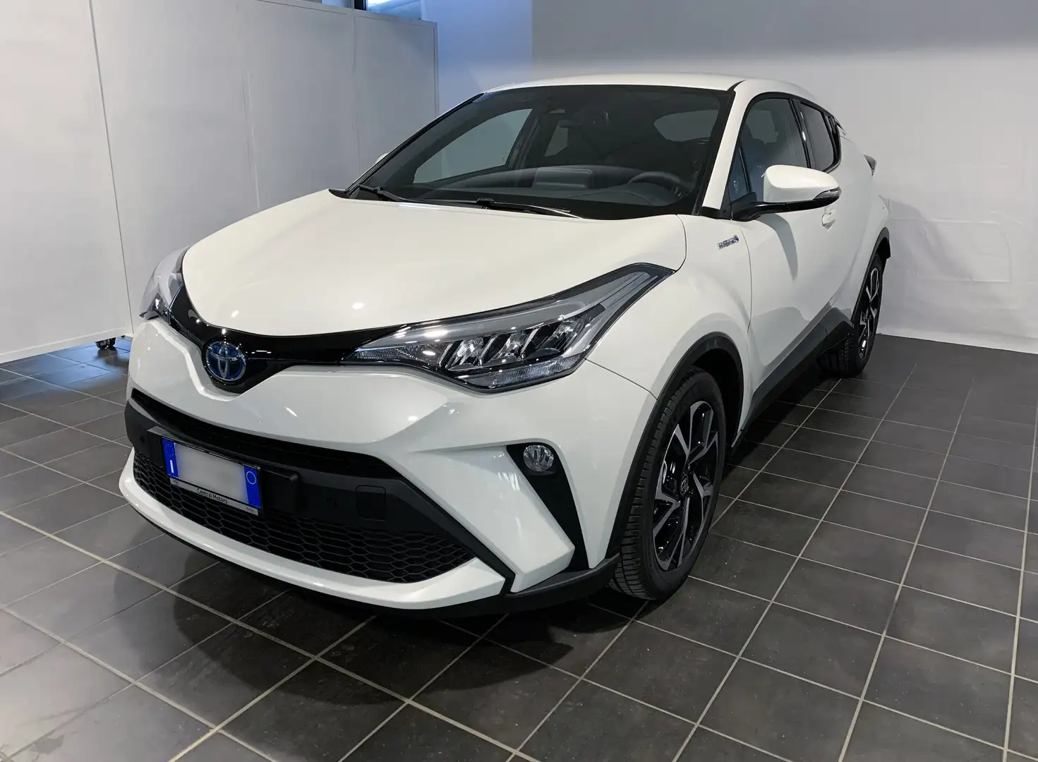 Toyota C-HR C-HR 2.0h More Business e-cvt - 1