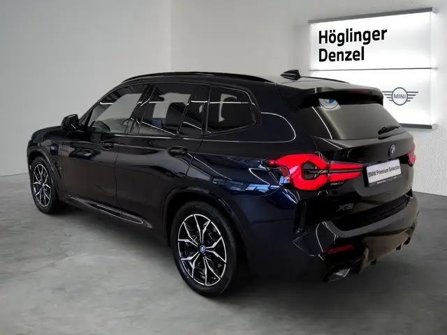 BMW X3 view 10