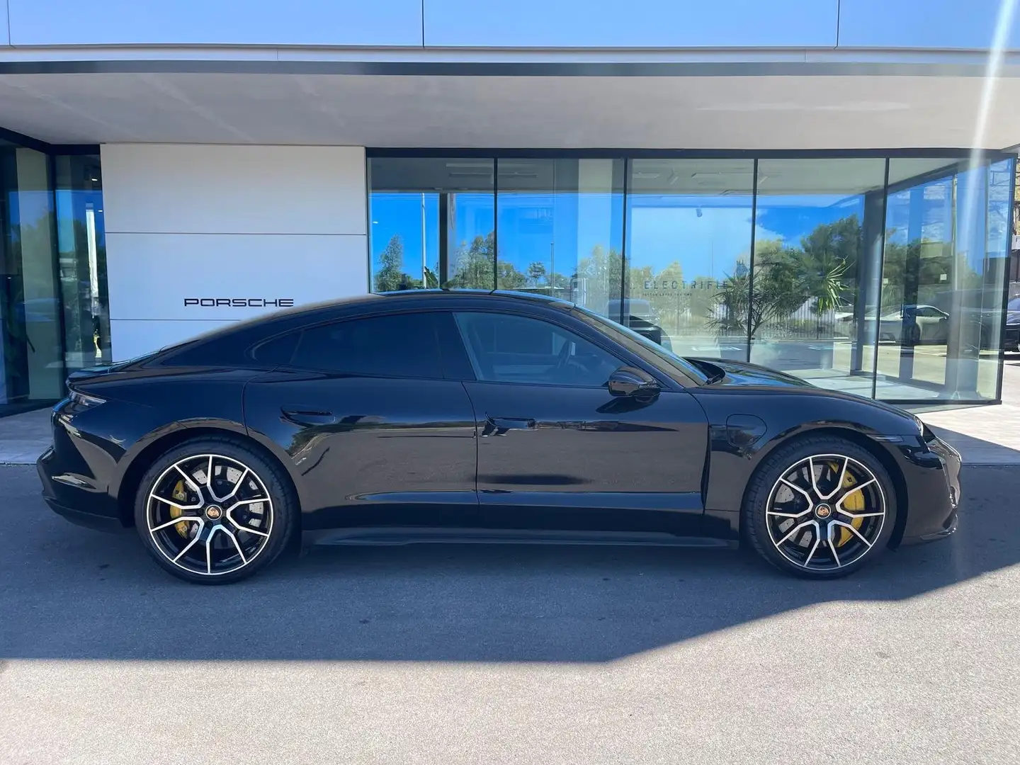 Porsche Taycan Taycan Turbo S Noir - 2