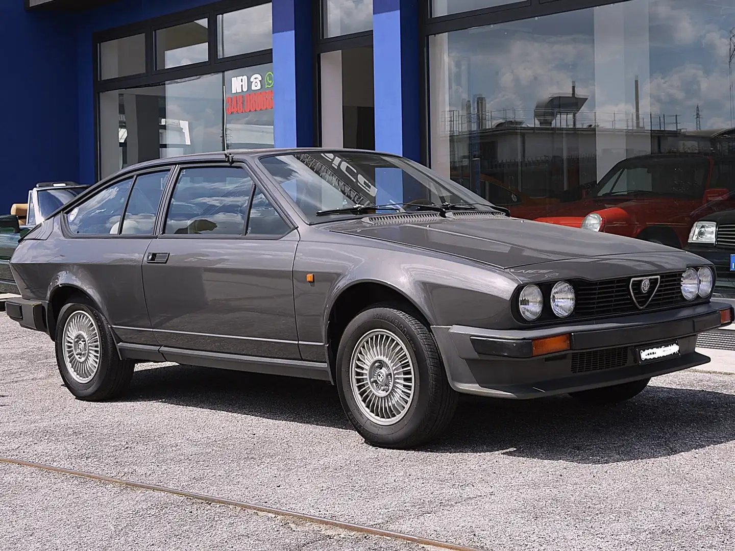 Alfa Romeo GTV GTV 2.0 "CARBURATORI" Сірий - 1