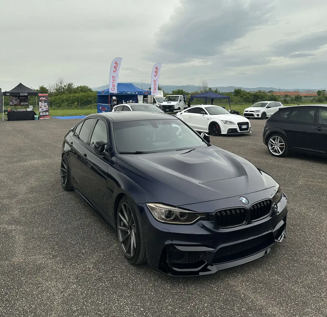 BMW 320 320d Sport - 1