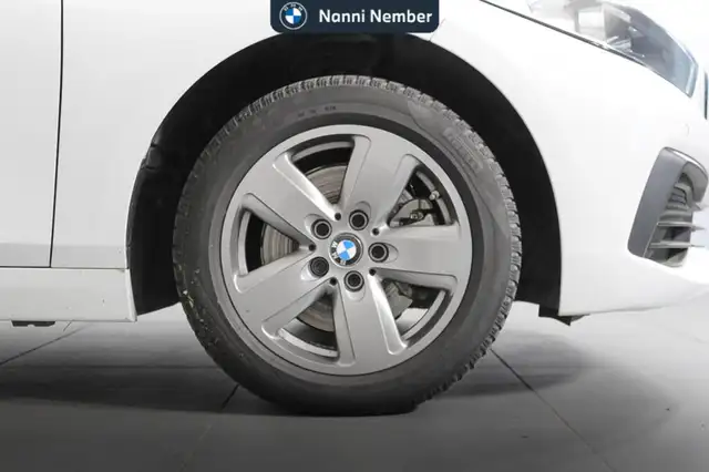BMW 1 Series view 7