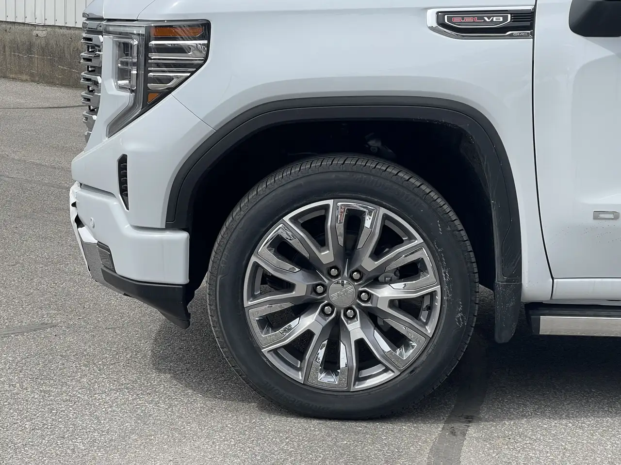 GMC Sierra 1500 снимка GMC Sierra 1500