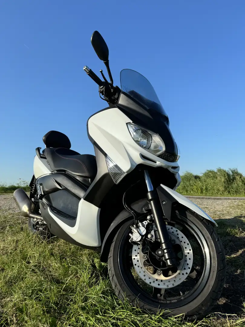Yamaha X-Max 250 Wit - 2