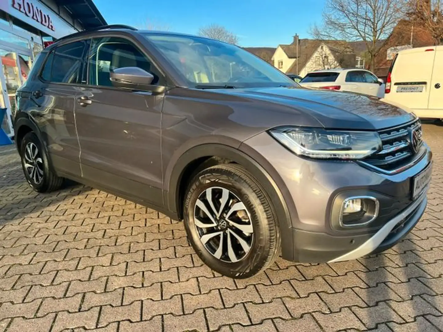 Volkswagen T-Cross 1.5 TSI DSG Active AHK LED NAVI  Active - 2