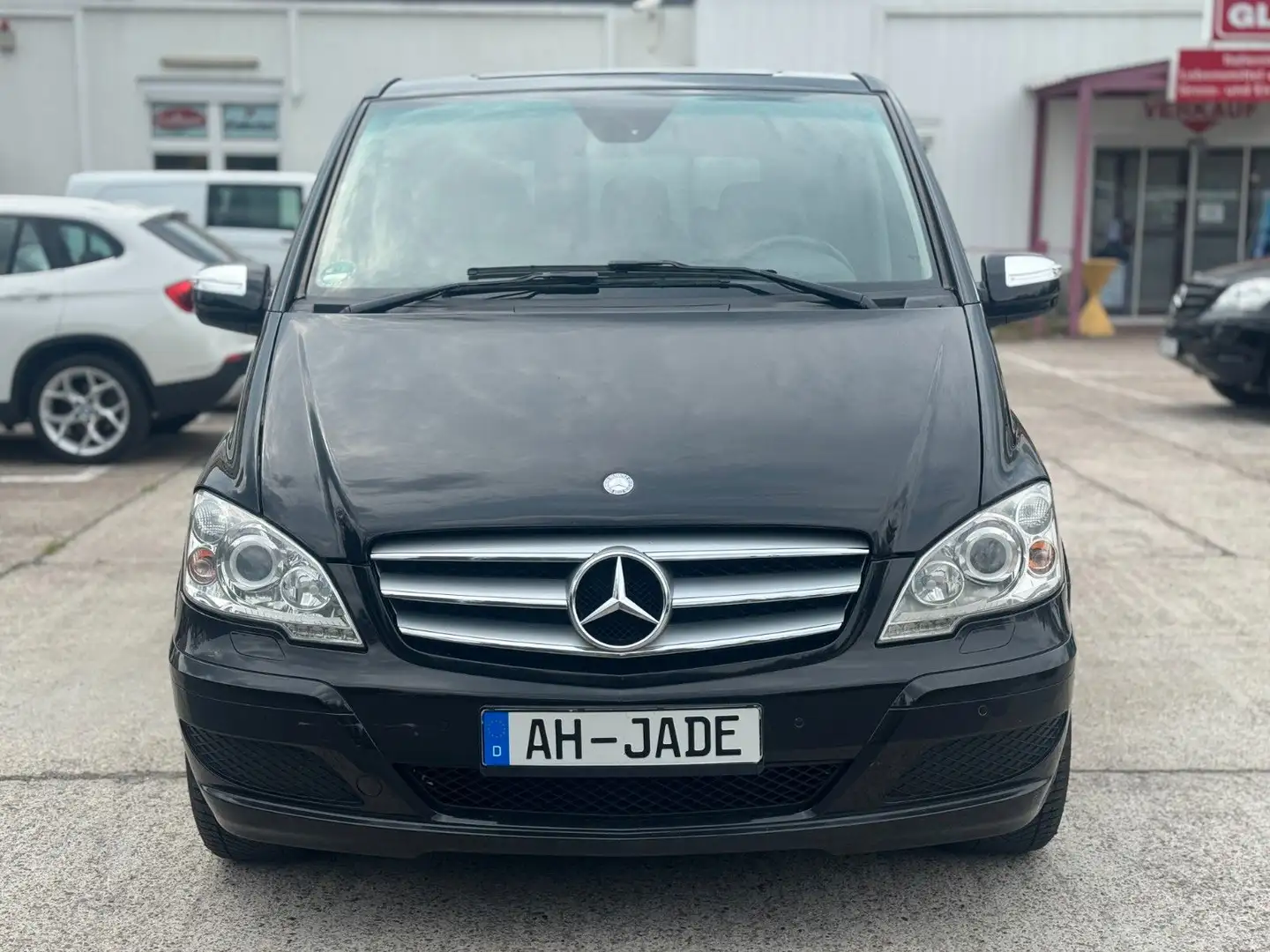 Mercedes-Benz Viano 3.0 CDI Ambiente lang*Leder*DVD*8Sitze* Černá - 2