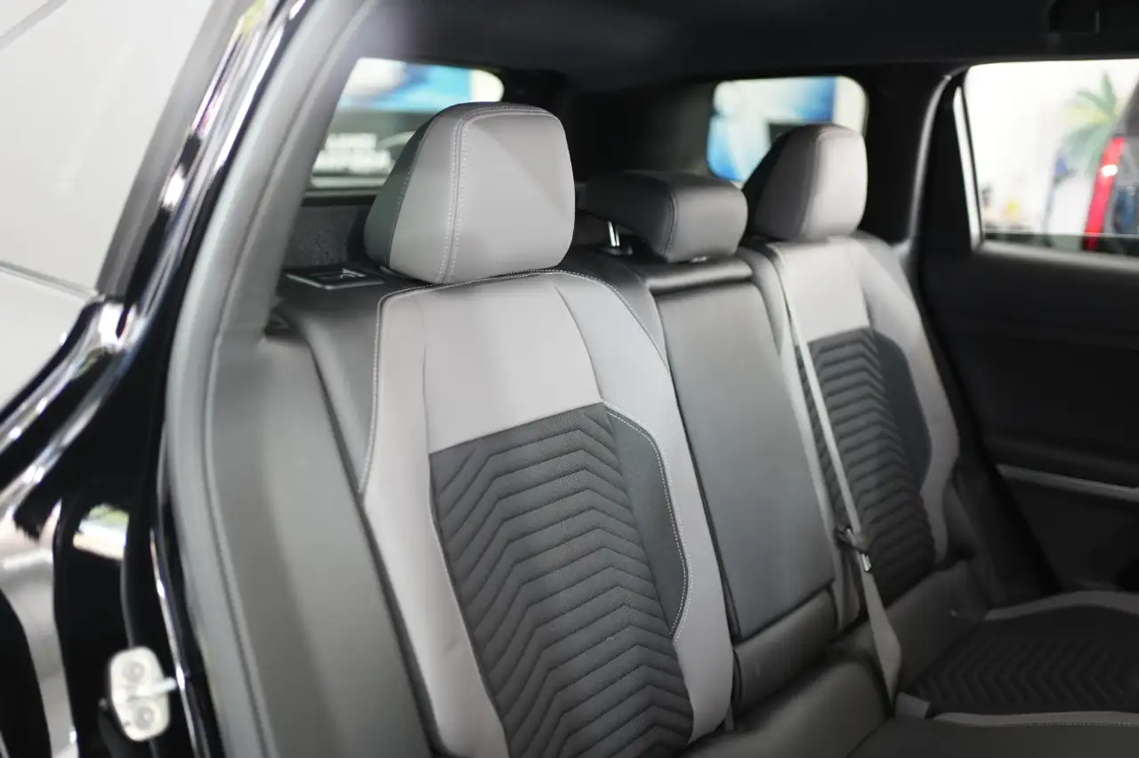 Jeep Compass 2026 — фото 12