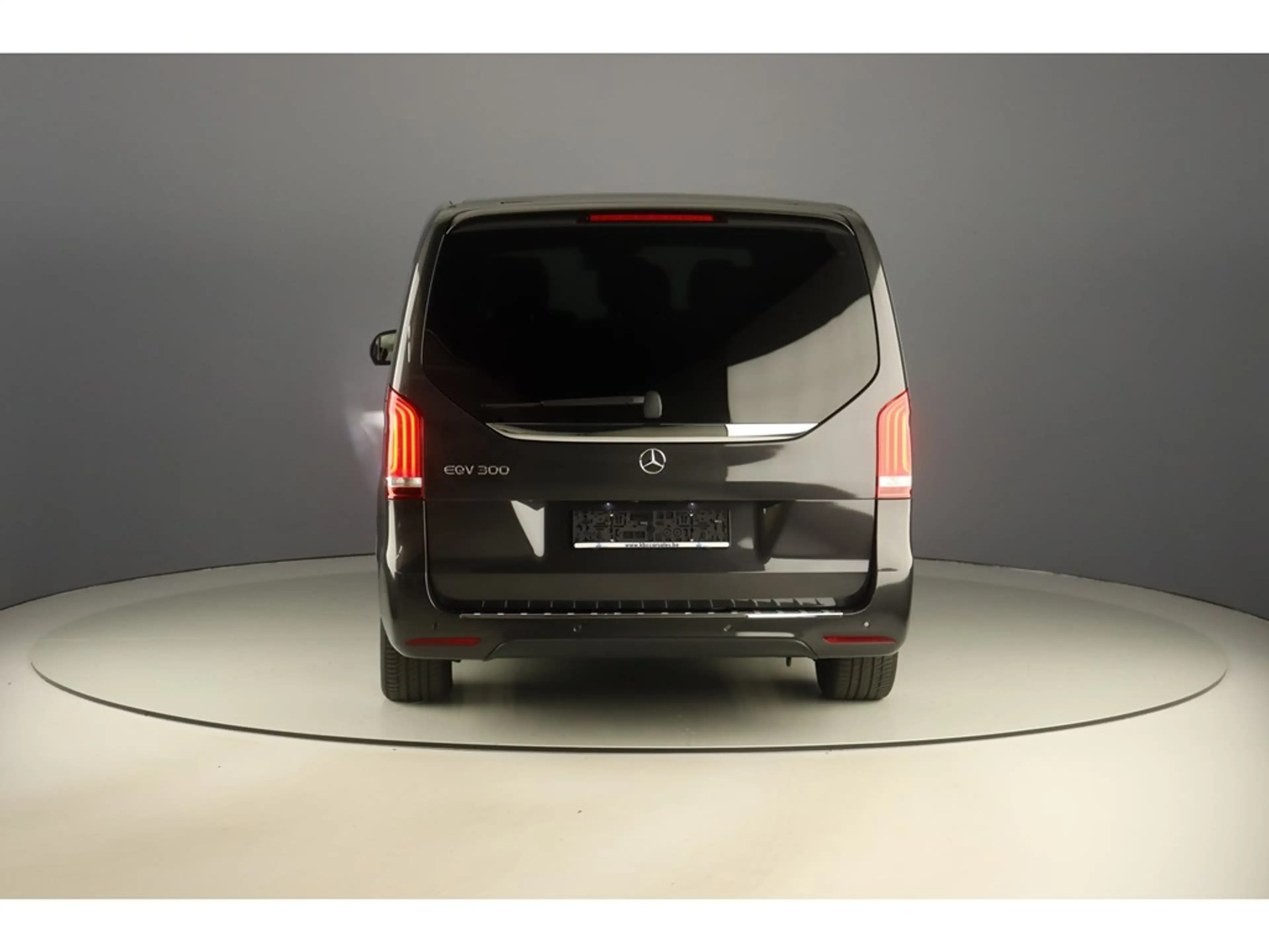 Mercedes-Benz EQV 300 204pk Avantgarde Pack Design — photo 4