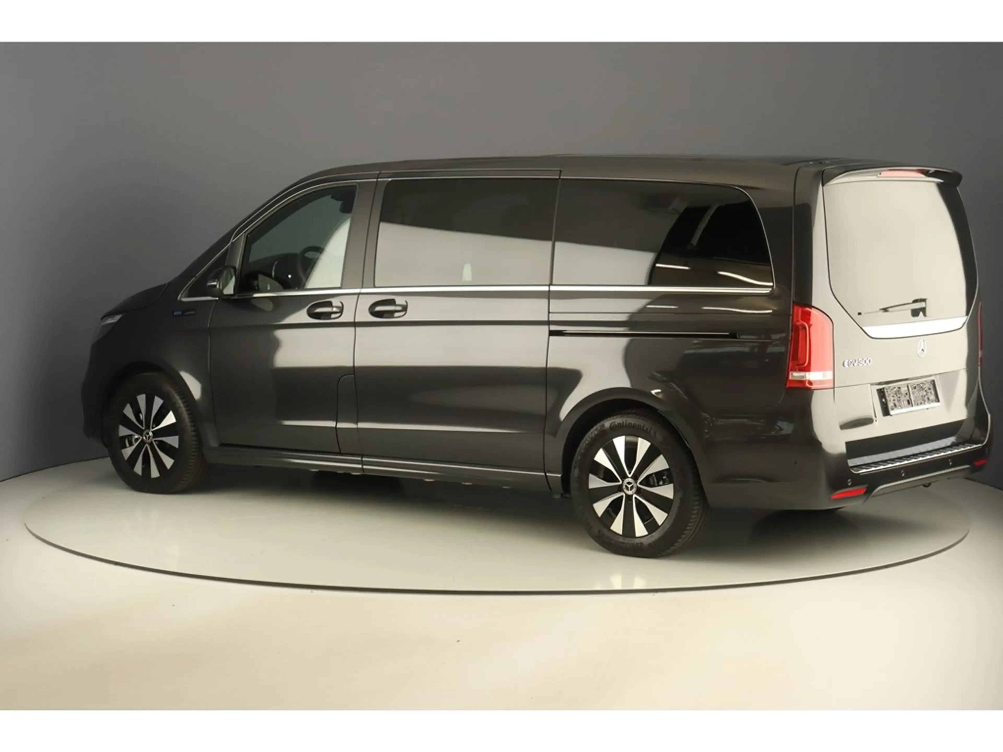 Mercedes-Benz EQV 300 204pk Avantgarde Pack Design — photo 3