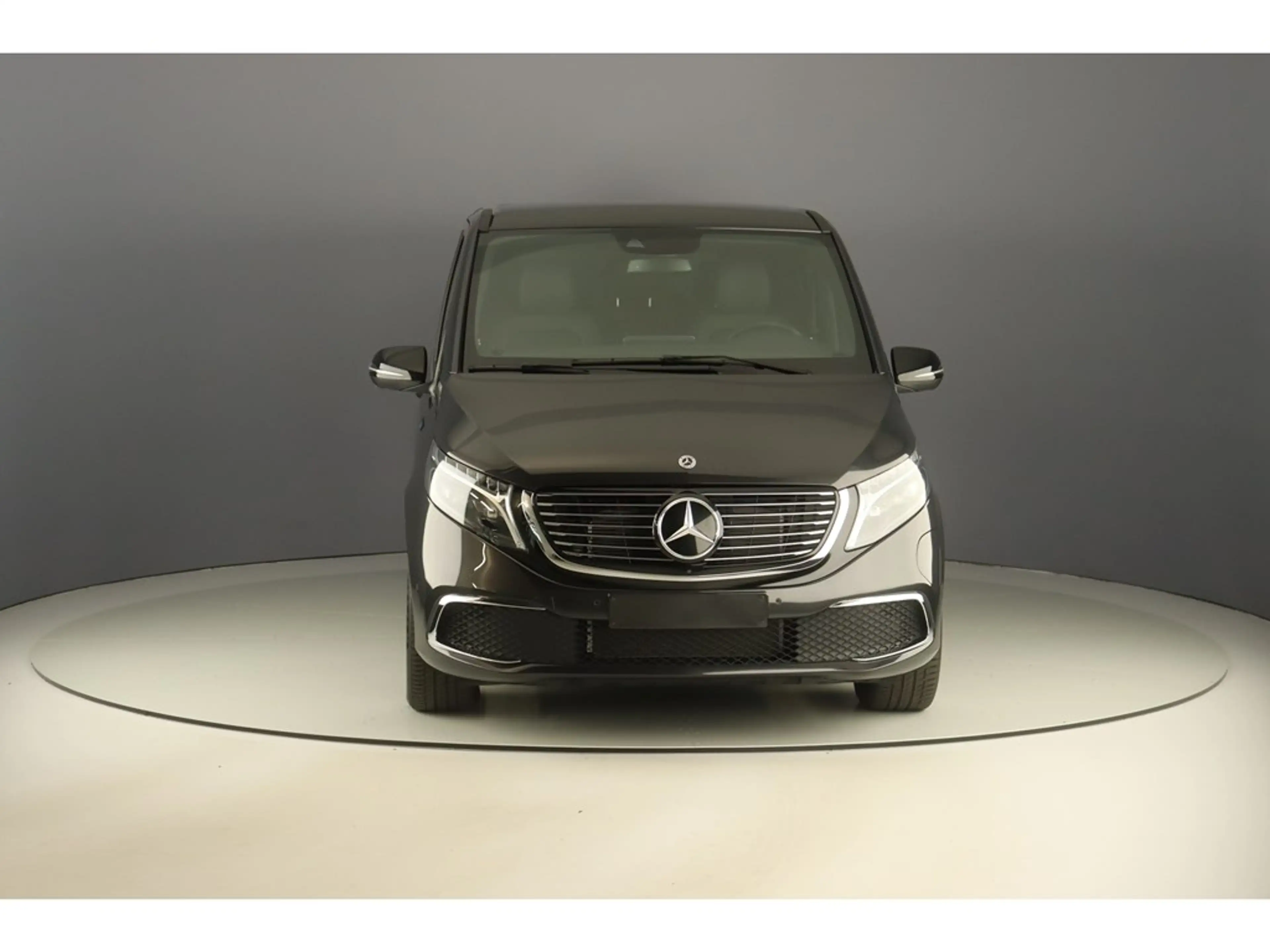 Mercedes-Benz EQV 300 204pk Avantgarde Pack Design — photo 8