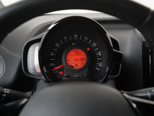 Citroen C1 view 8