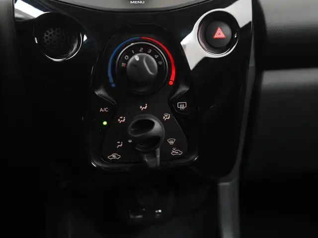 Citroen C1 view 11