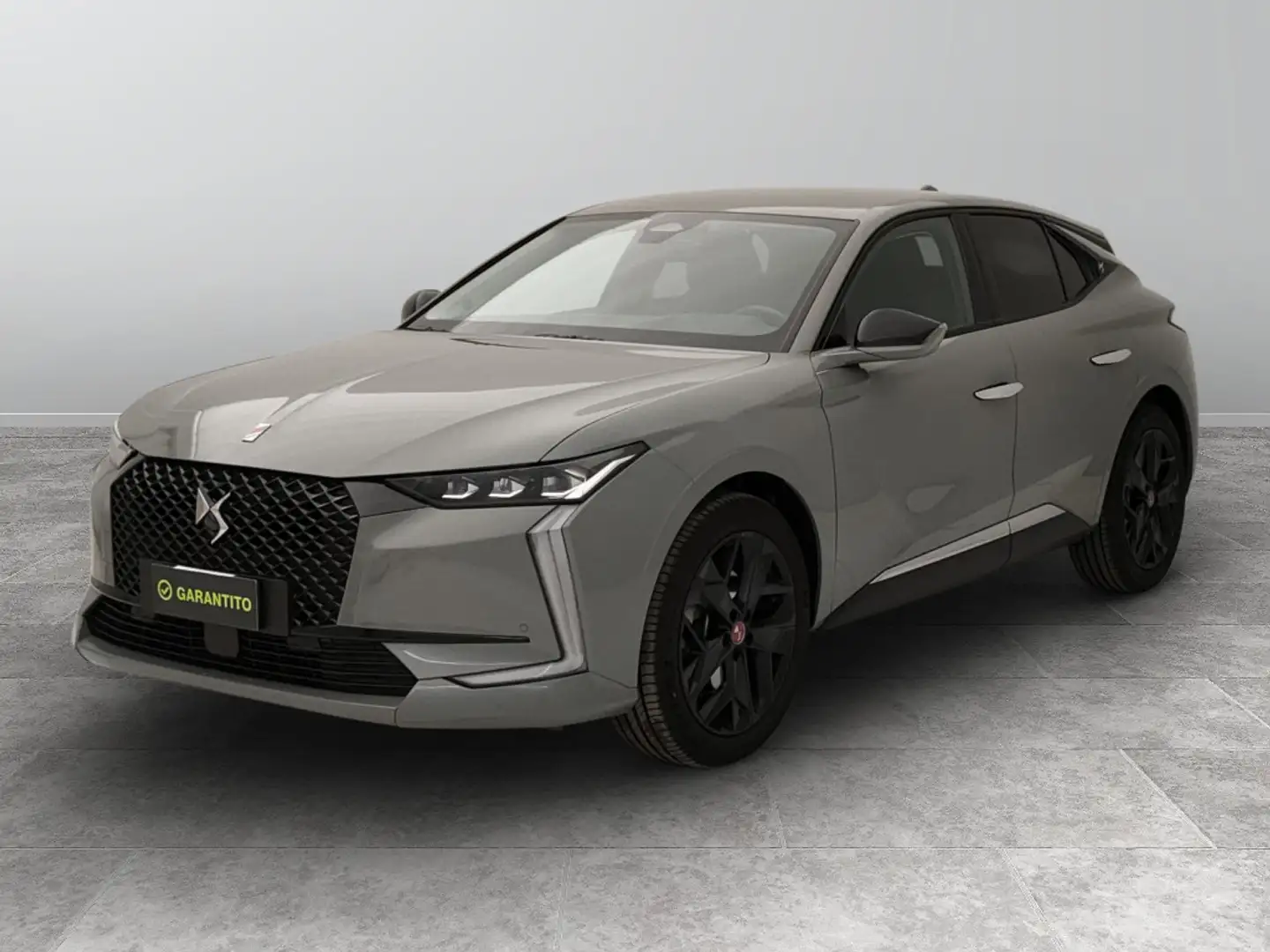 DS Automobiles DS 4 1.6 PureTech Performance Line+ Gris - 1
