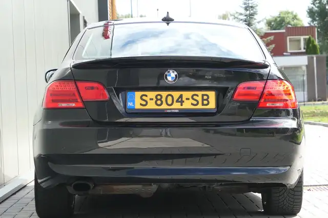 BMW 3 Series view 21