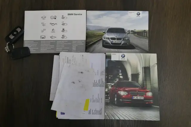 BMW 3 Series view 6