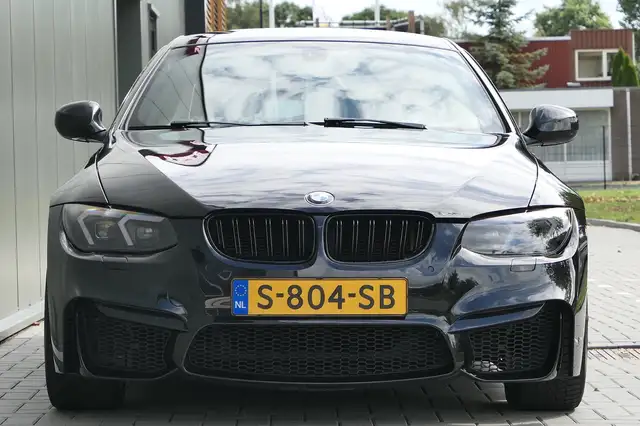 BMW 3 Series view 20