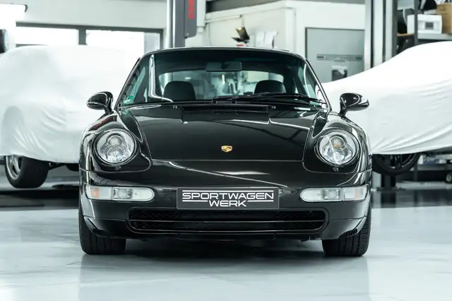 Porsche 993 Carrera Coupé Tiptronic