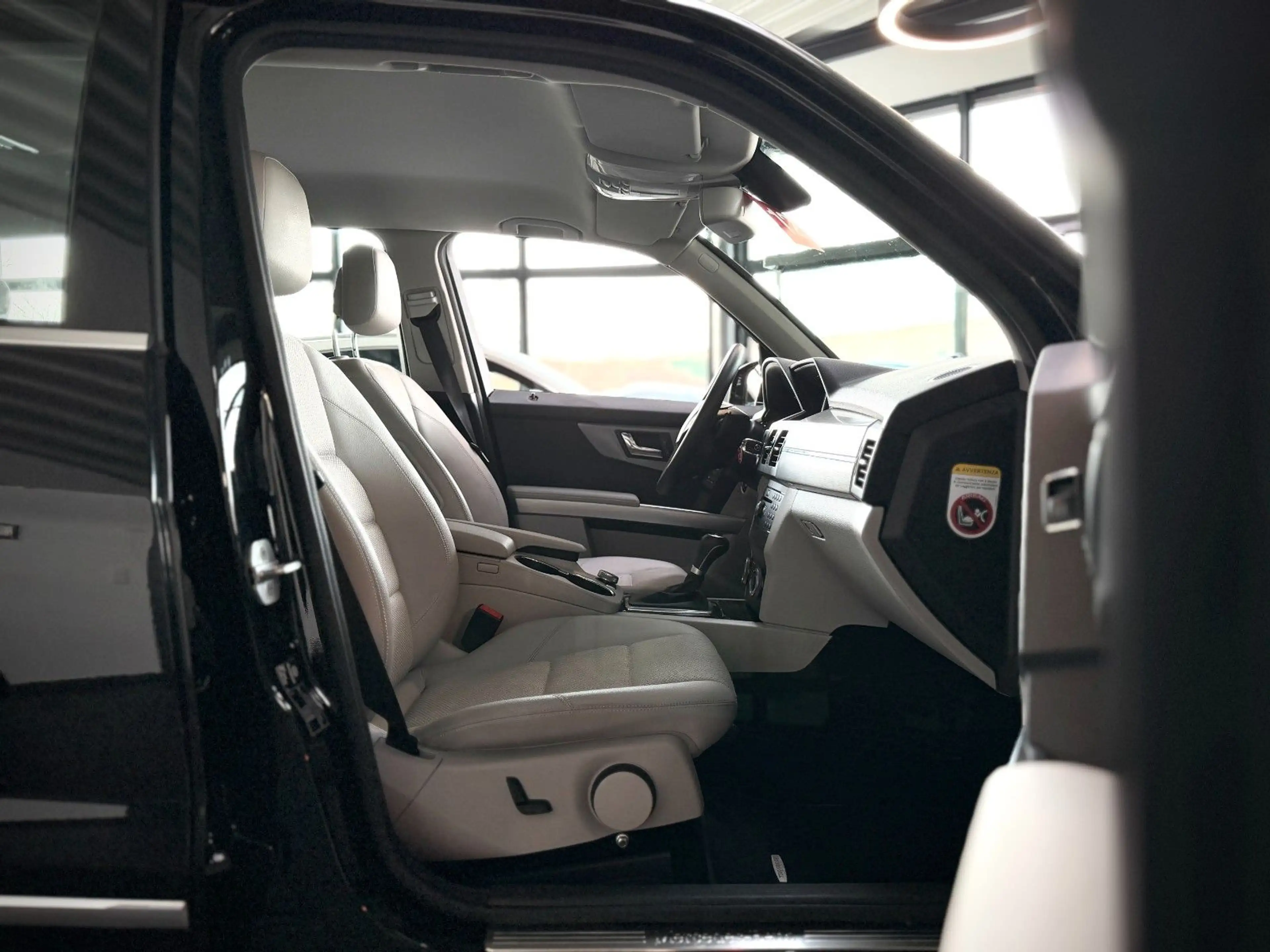 Mercedes-Benz GLK 220 4Matic Sport-Edition*1.Hand*Bi-Xenon*20` — photo 13