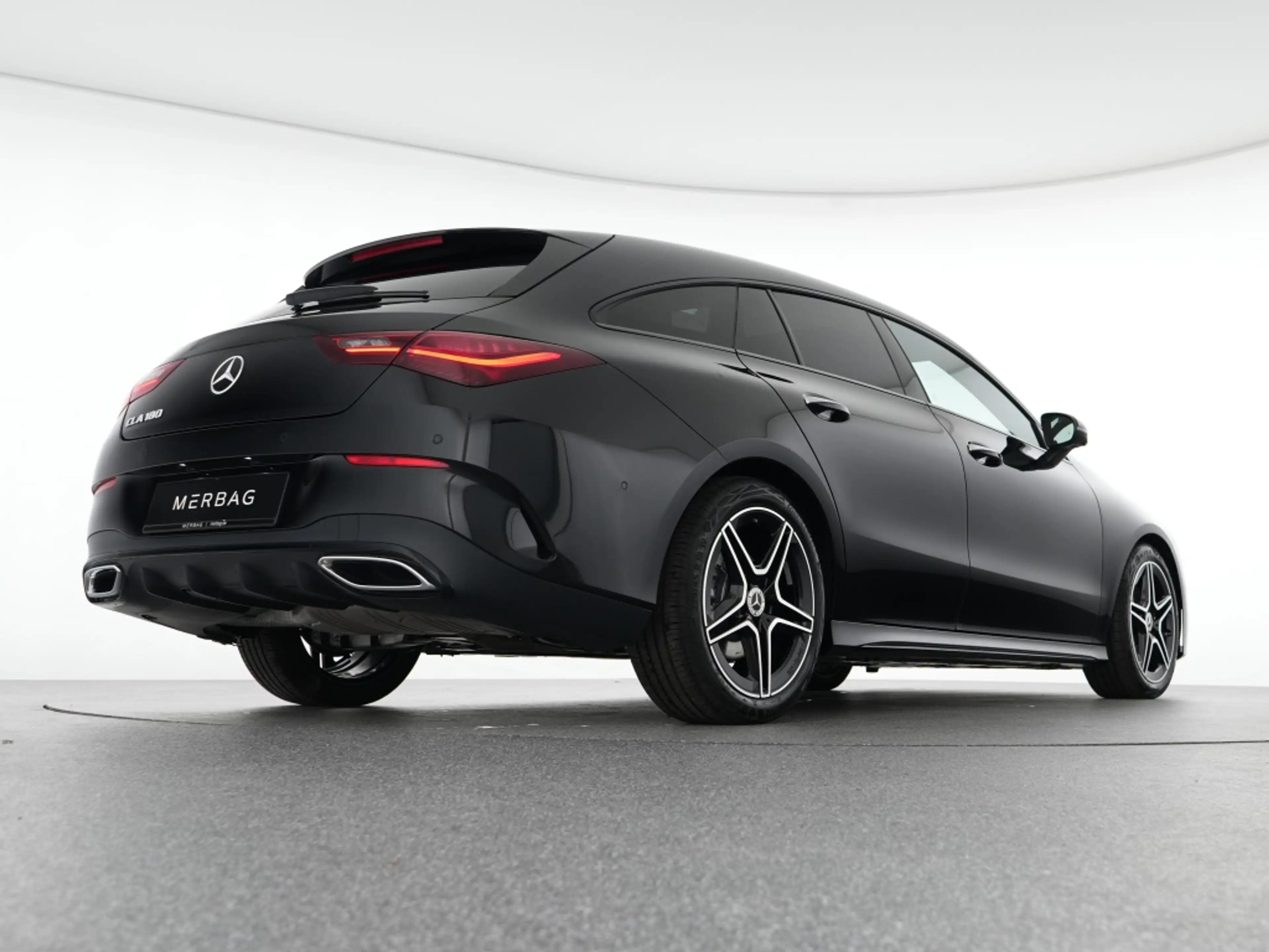 Mercedes-Benz CLA 180 CLA 180 SB Edition AMG Advanced+ Night Pano 360° — photo 9
