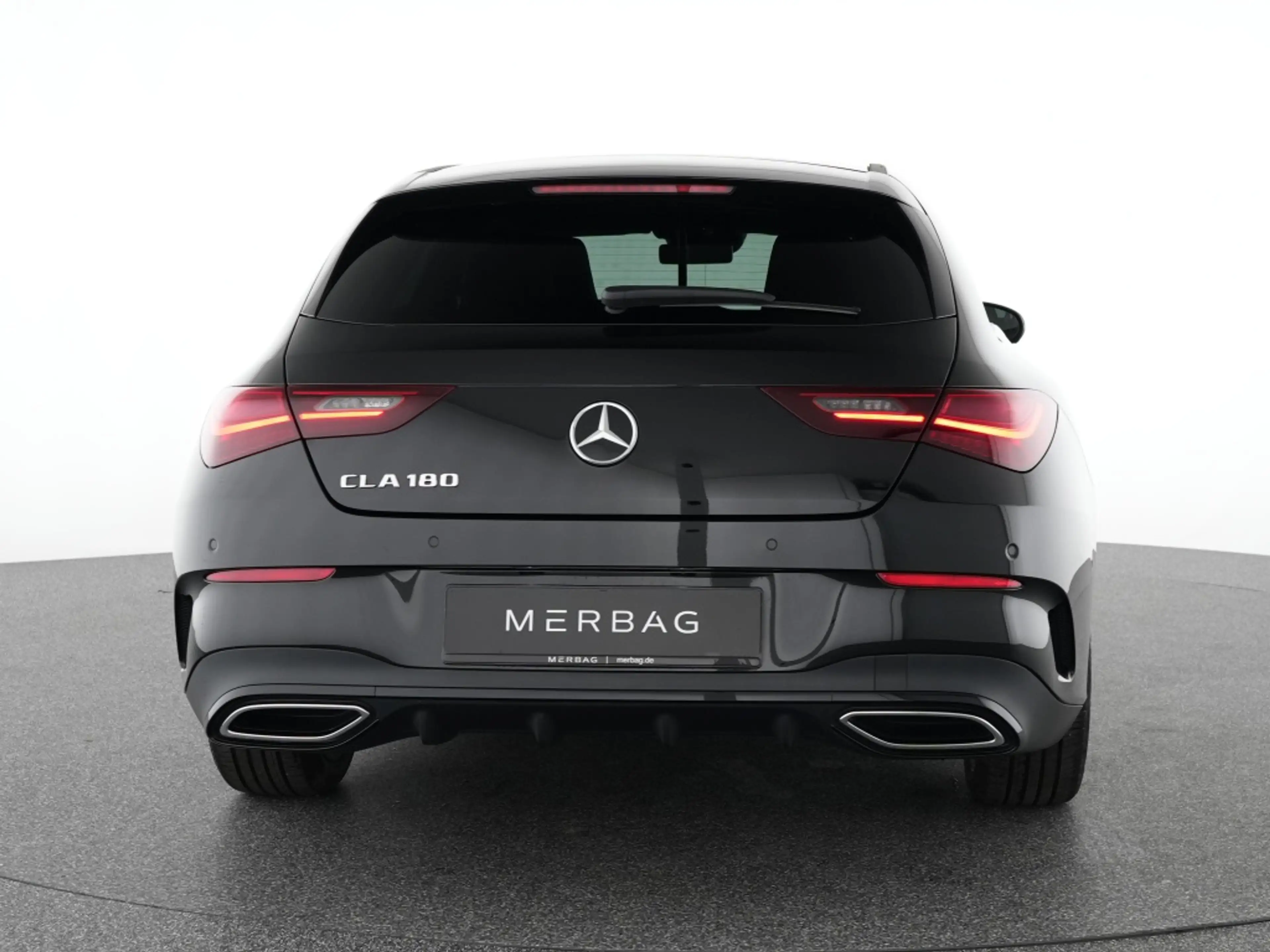 Mercedes-Benz CLA 180 CLA 180 SB Edition AMG Advanced+ Night Pano 360° — photo 4