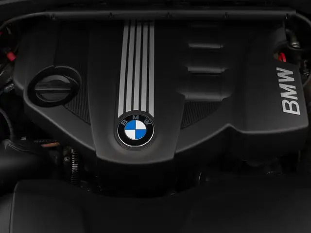 BMW 1 Series view 14