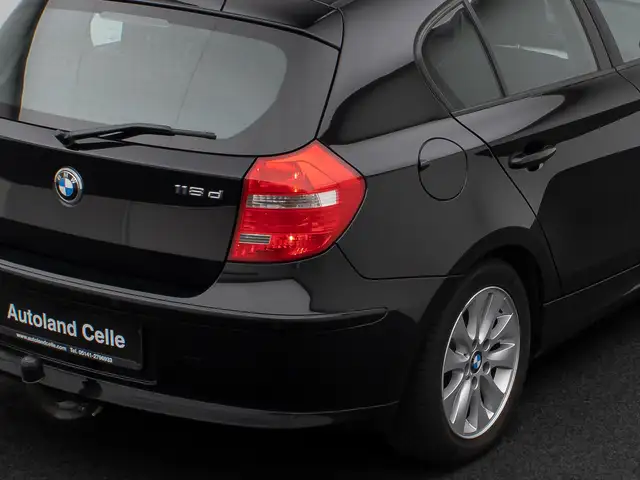 BMW 1 Series view 15