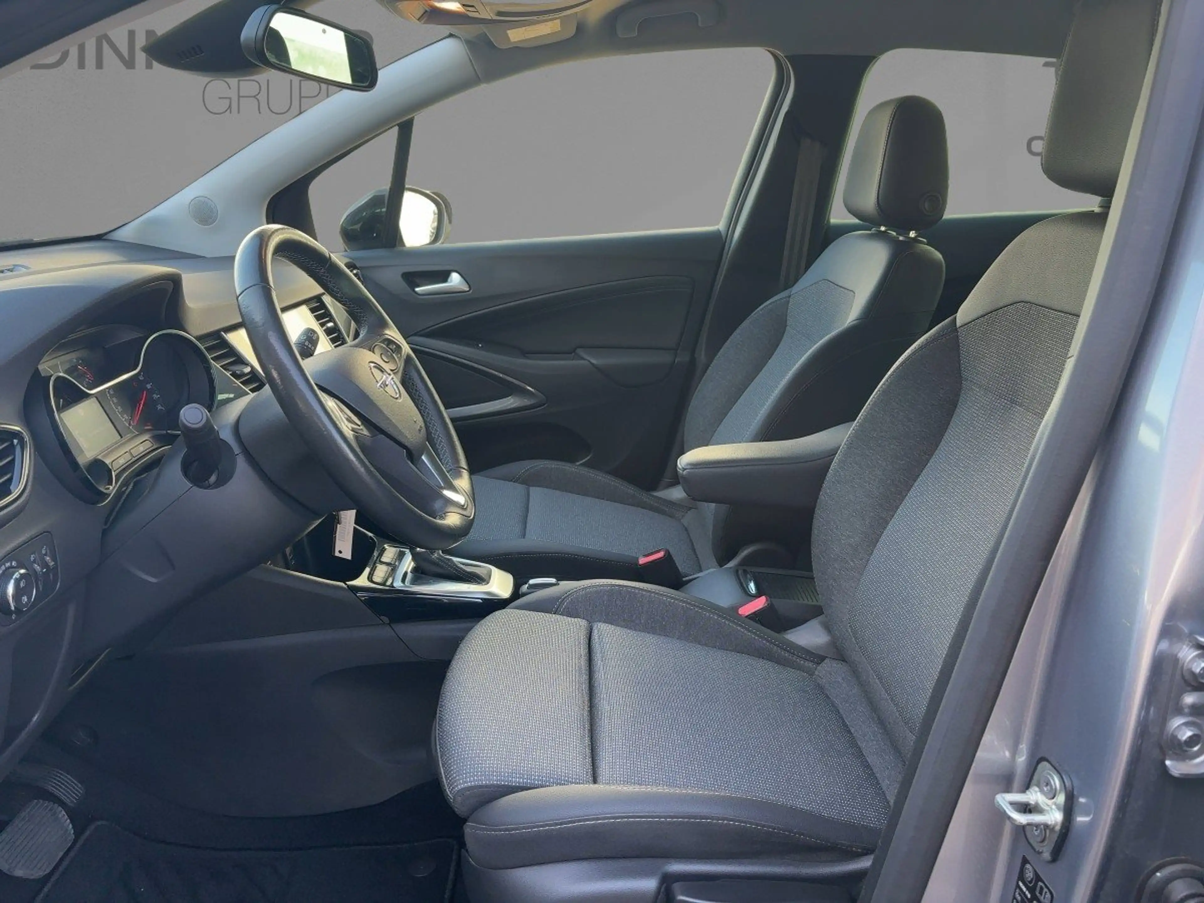 Opel Crossland Elegance LM — photo 9